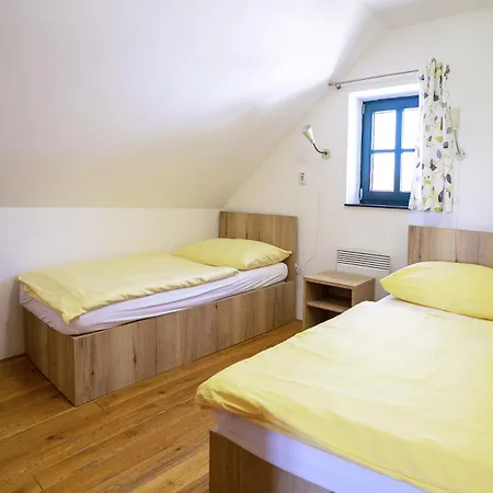 Pensión Penziony Hnanice Hnanice (Znojmo)